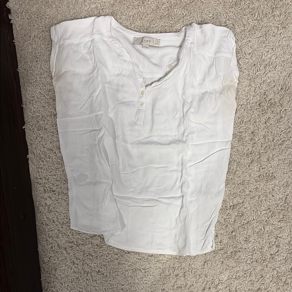✨3/$10✨Women's White Top